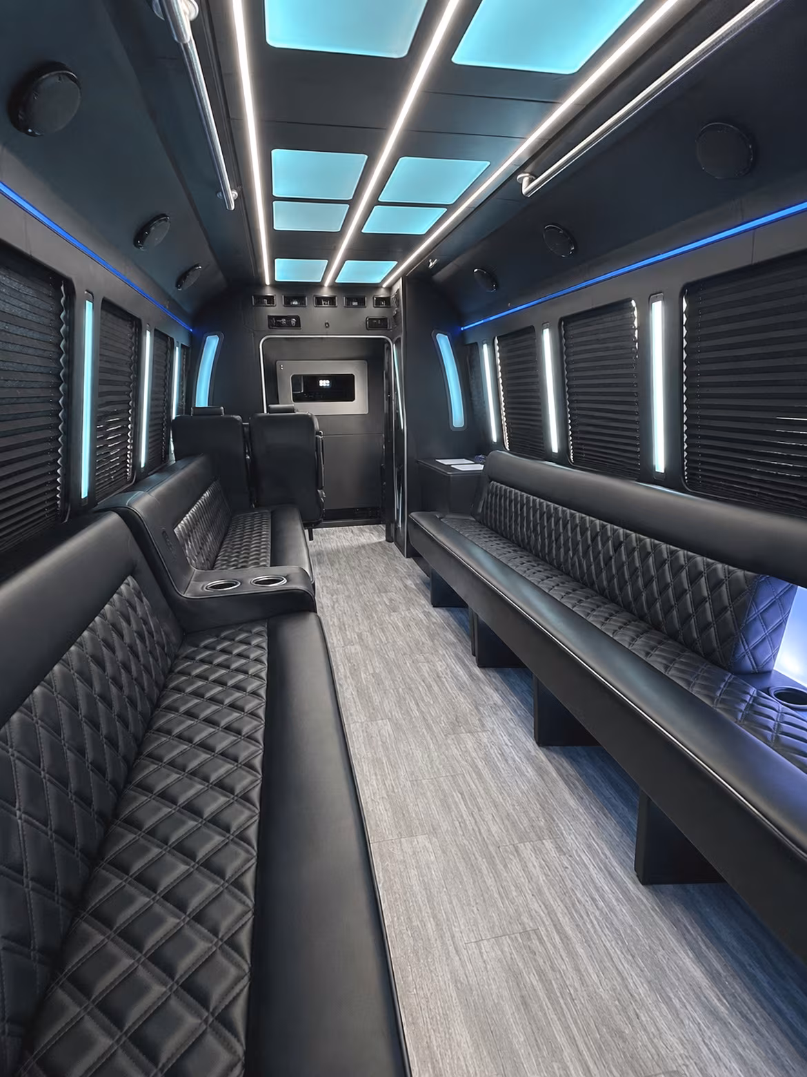 bus rentals for corporate teambuilding and company events in boca raton