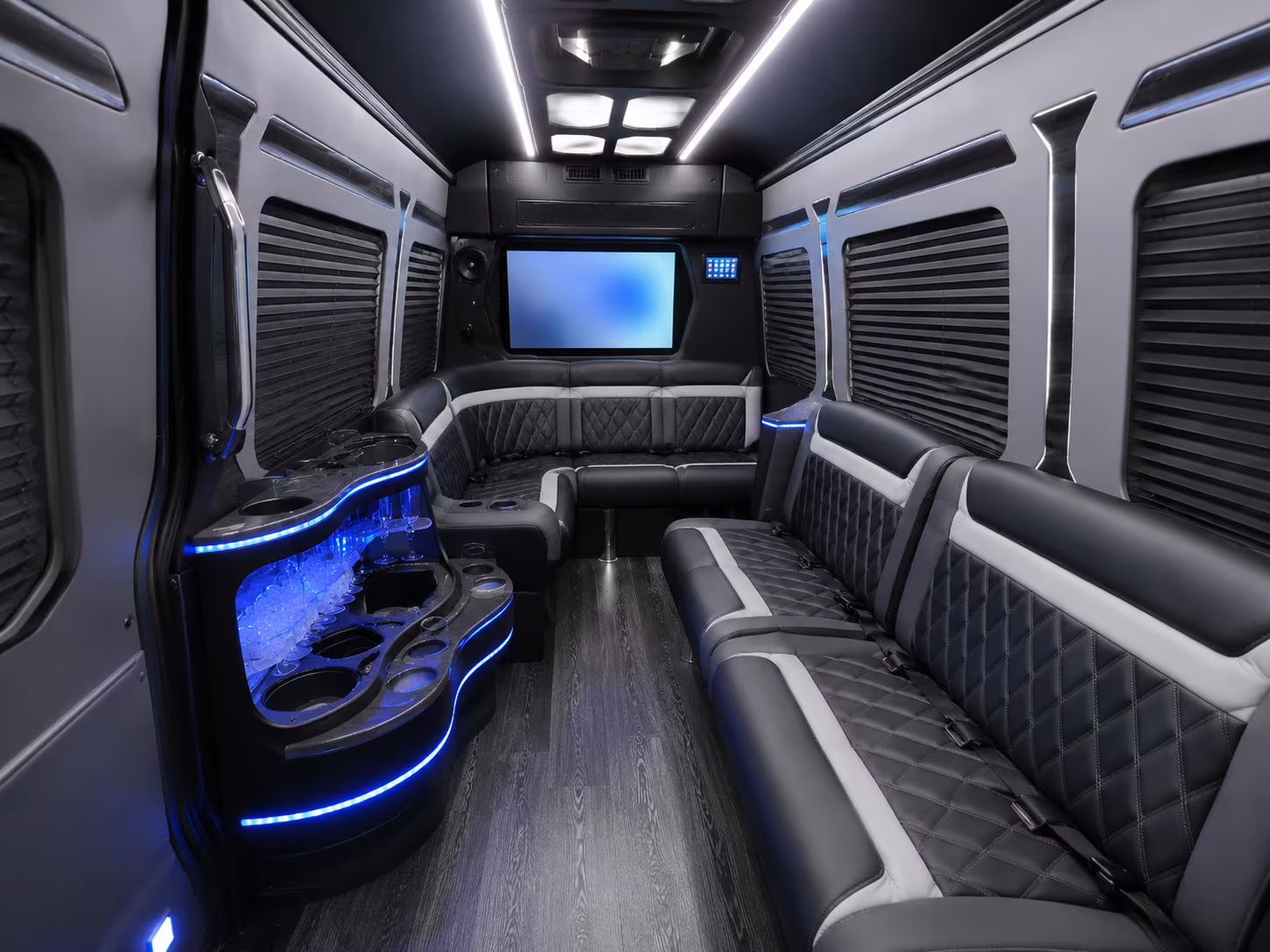 find transportation for your next prom 4