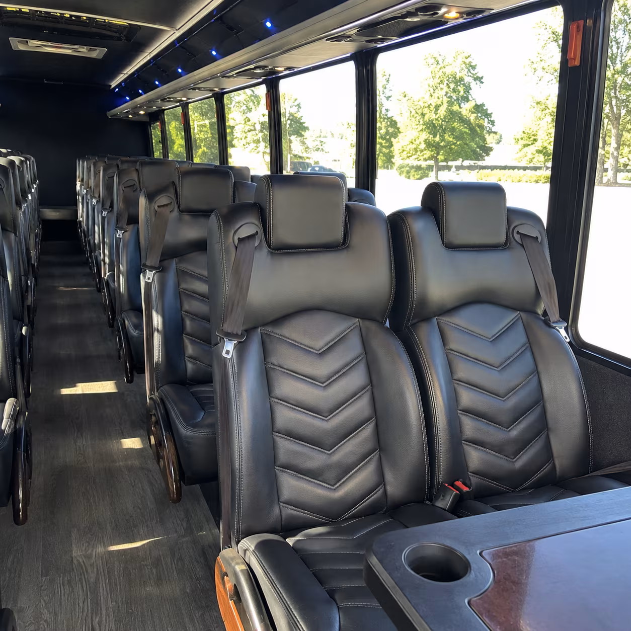 minibus rentals for boca raton conference breakout groups and vip shuttles