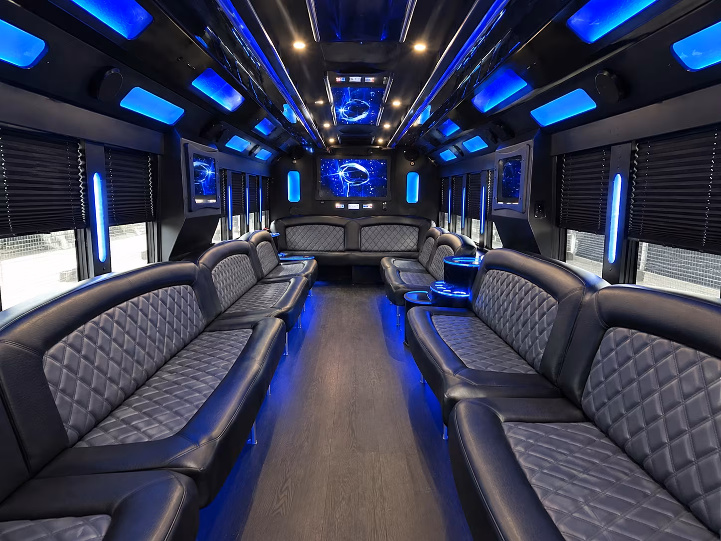 why rent using bocaratonminibuscompany com